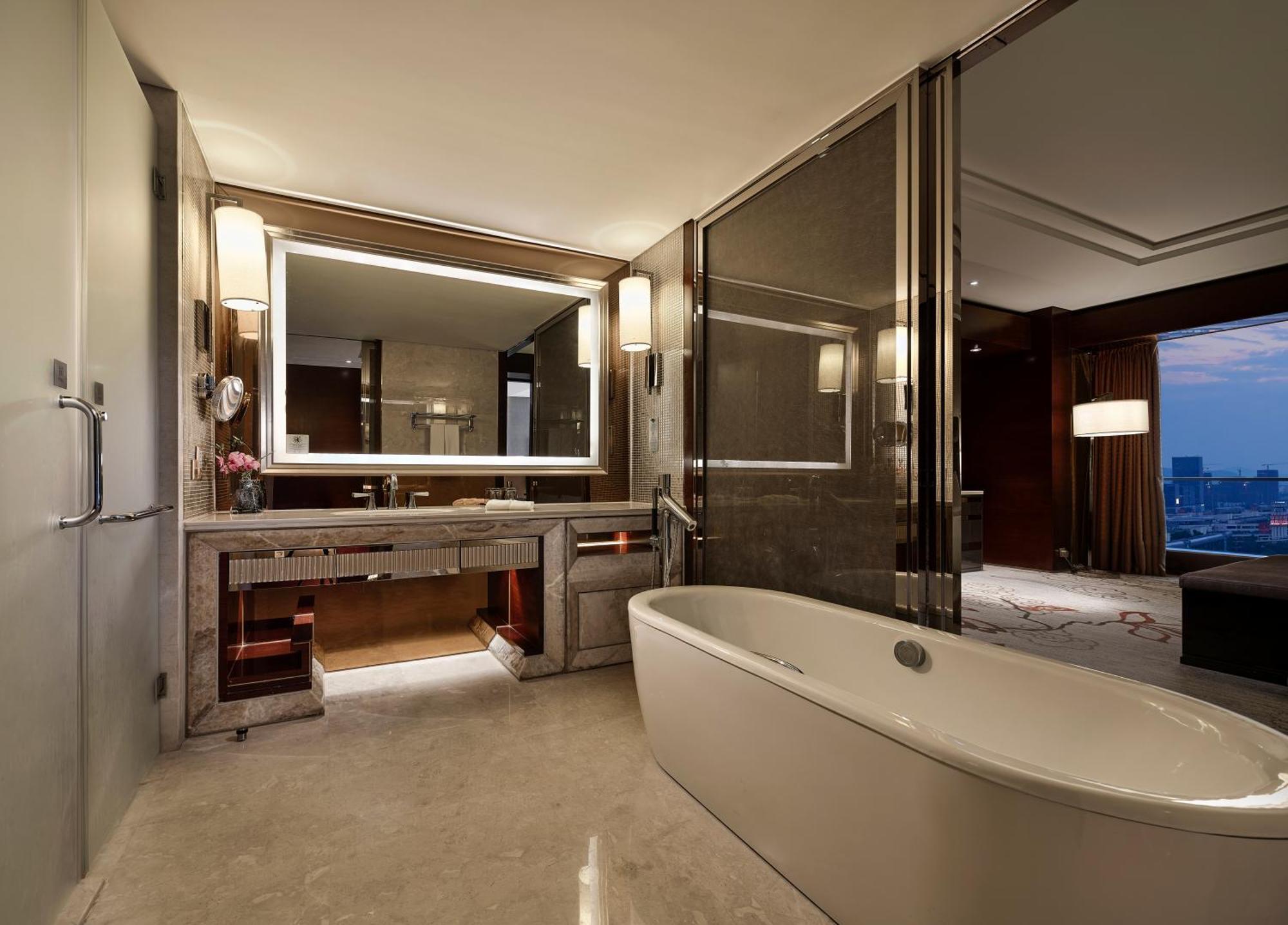 Hotel Sanding New Century Grand Yiwu